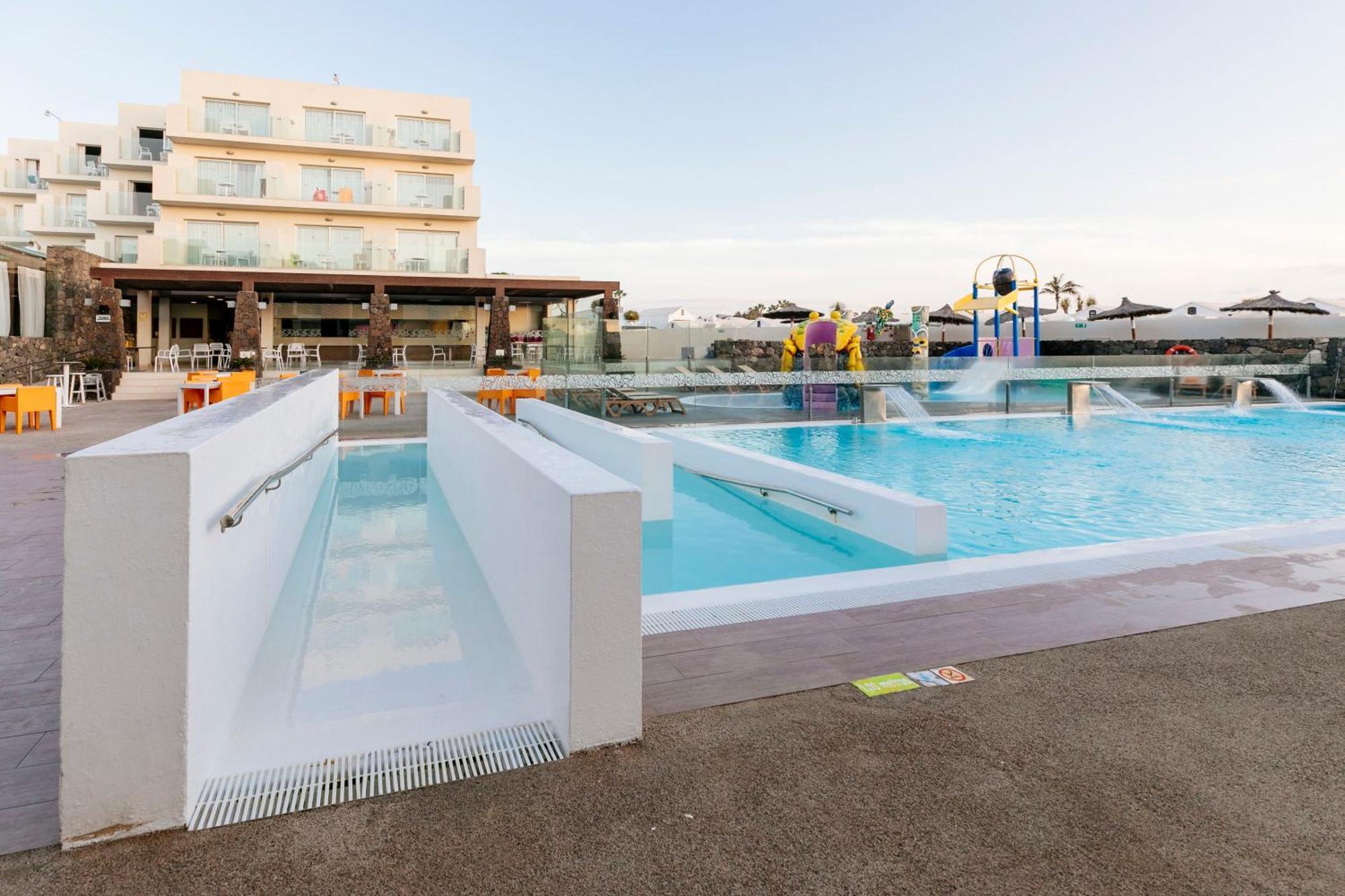 Hd Beach Resort Costa Teguise Exterior foto